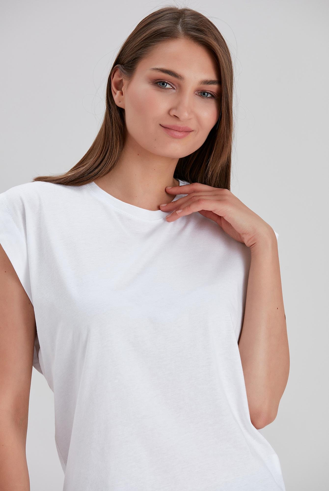  Ecrou Kadın Beyaz Kolsuz Omuz Detaylı Basic Örme Tshirt