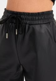  Ecrou Kadın Siyah Paçası Pileli Beli Lastikli Deri Pantolon