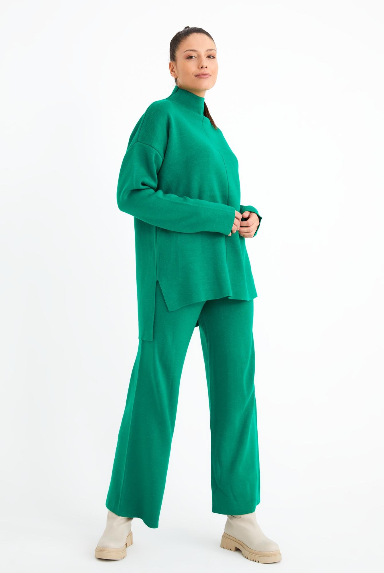  Ecrou Kadın Yeşil Dik Yaka Bol Paça Oversize Triko Takım