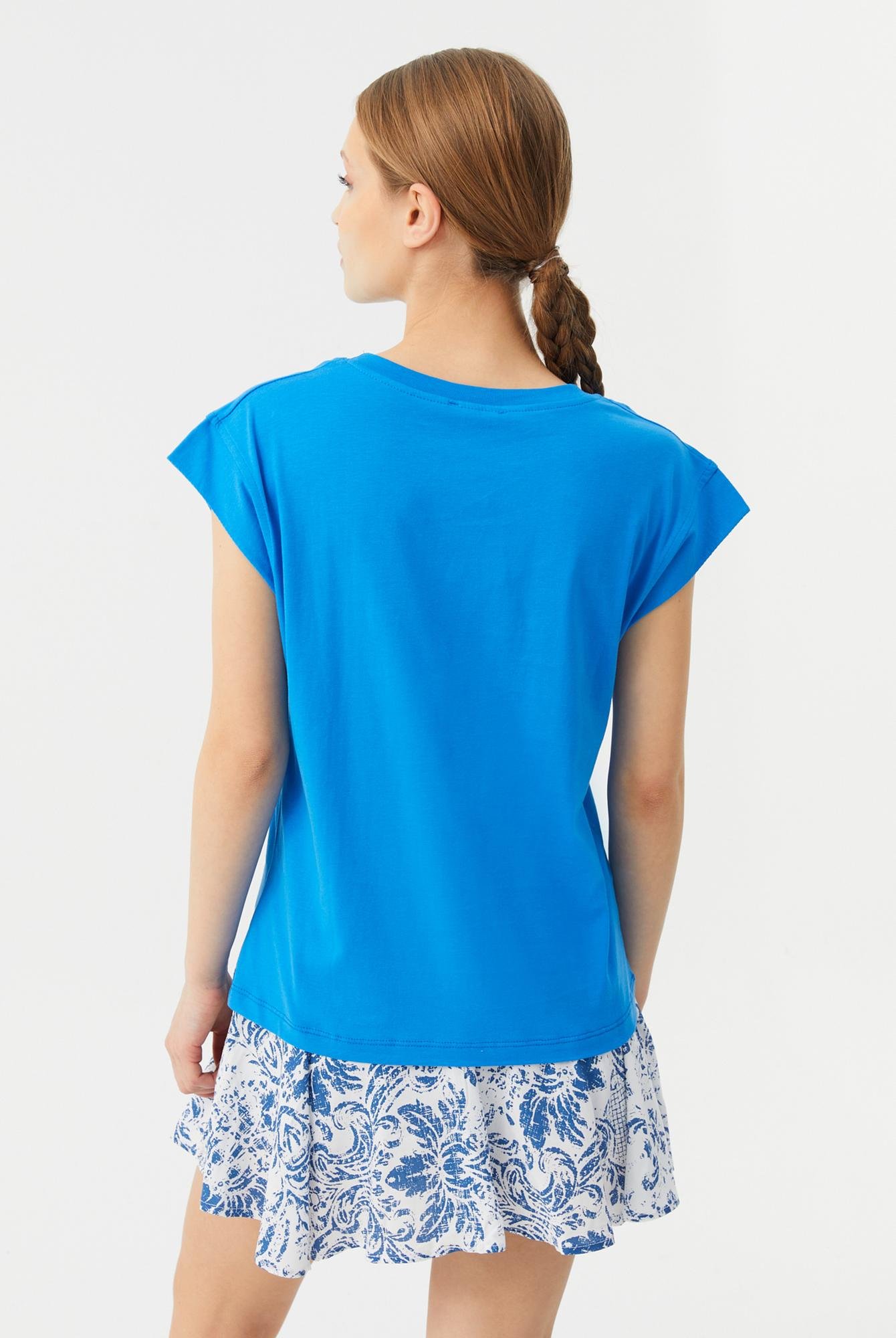  Ecrou Kadın Mavi Kolu Detaylı Regular Fit Basic Tshirt